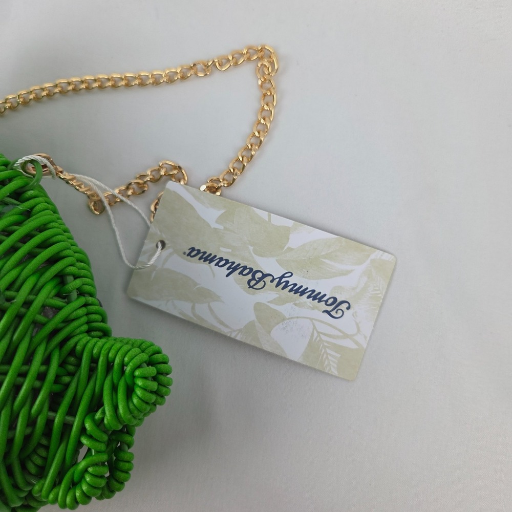 Tommy Bahama Viral Green Fish Woven Straw Novelty Bag Tropical Summer NWT - Picture 3 of 6